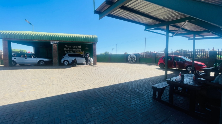 Commercial Property for Sale in Ikageng North West